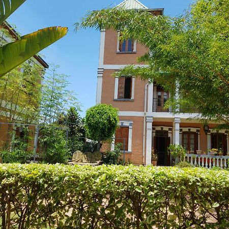 אנטננריבו Meva Guesthouse מראה חיצוני תמונה