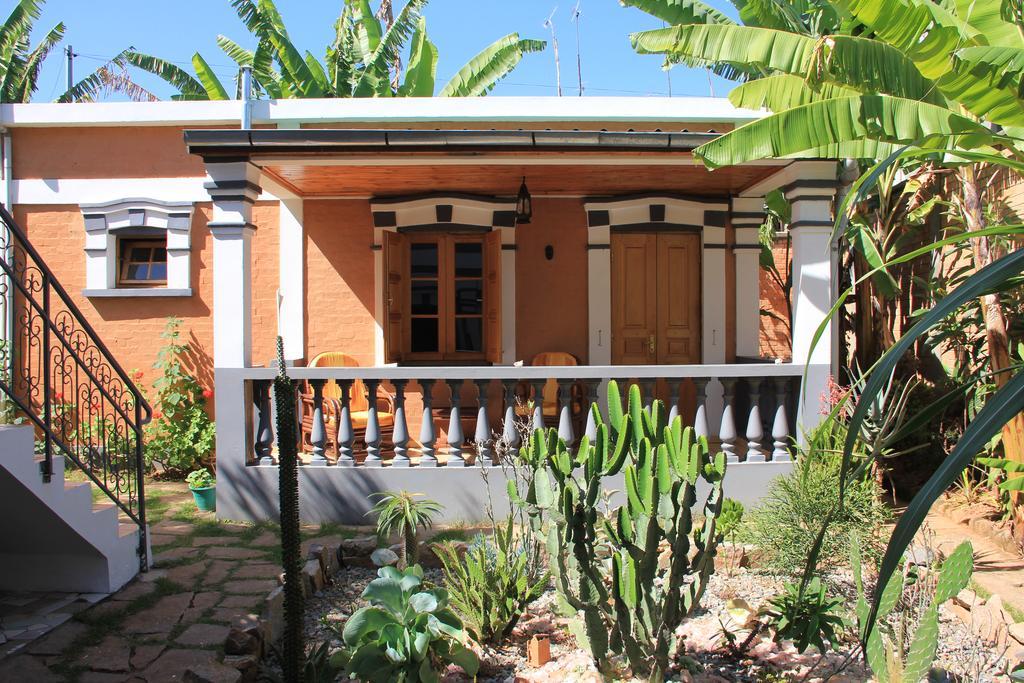 אנטננריבו Meva Guesthouse מראה חיצוני תמונה