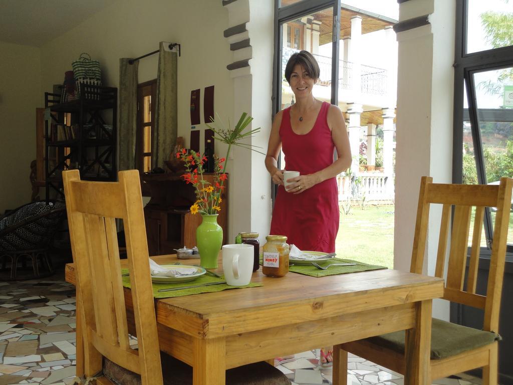 אנטננריבו Meva Guesthouse מראה חיצוני תמונה