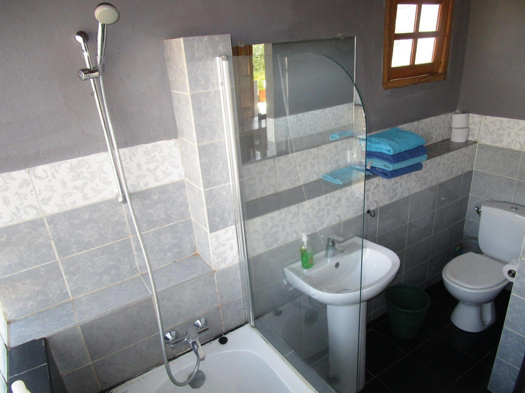 אנטננריבו Meva Guesthouse מראה חיצוני תמונה