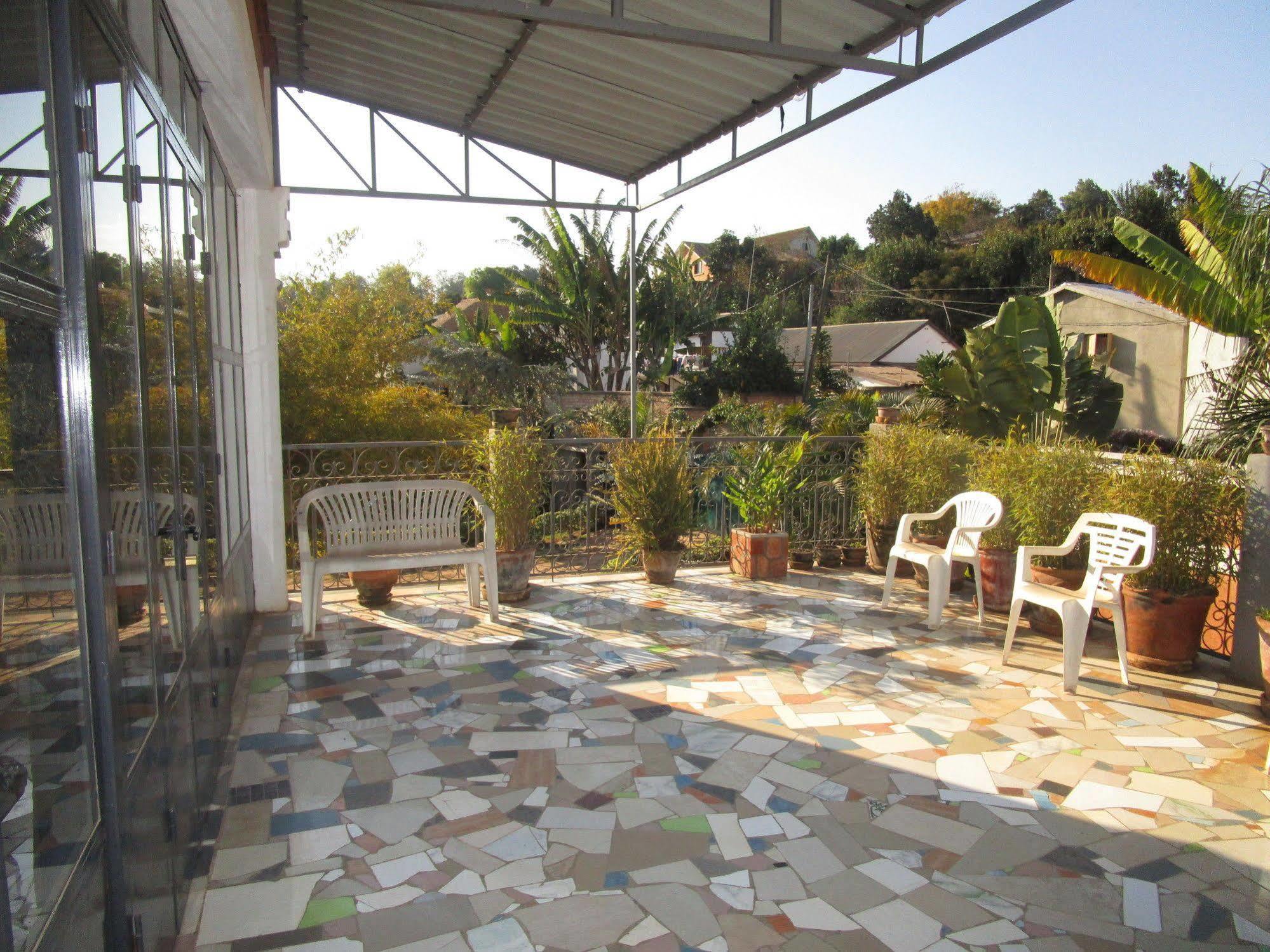 אנטננריבו Meva Guesthouse מראה חיצוני תמונה